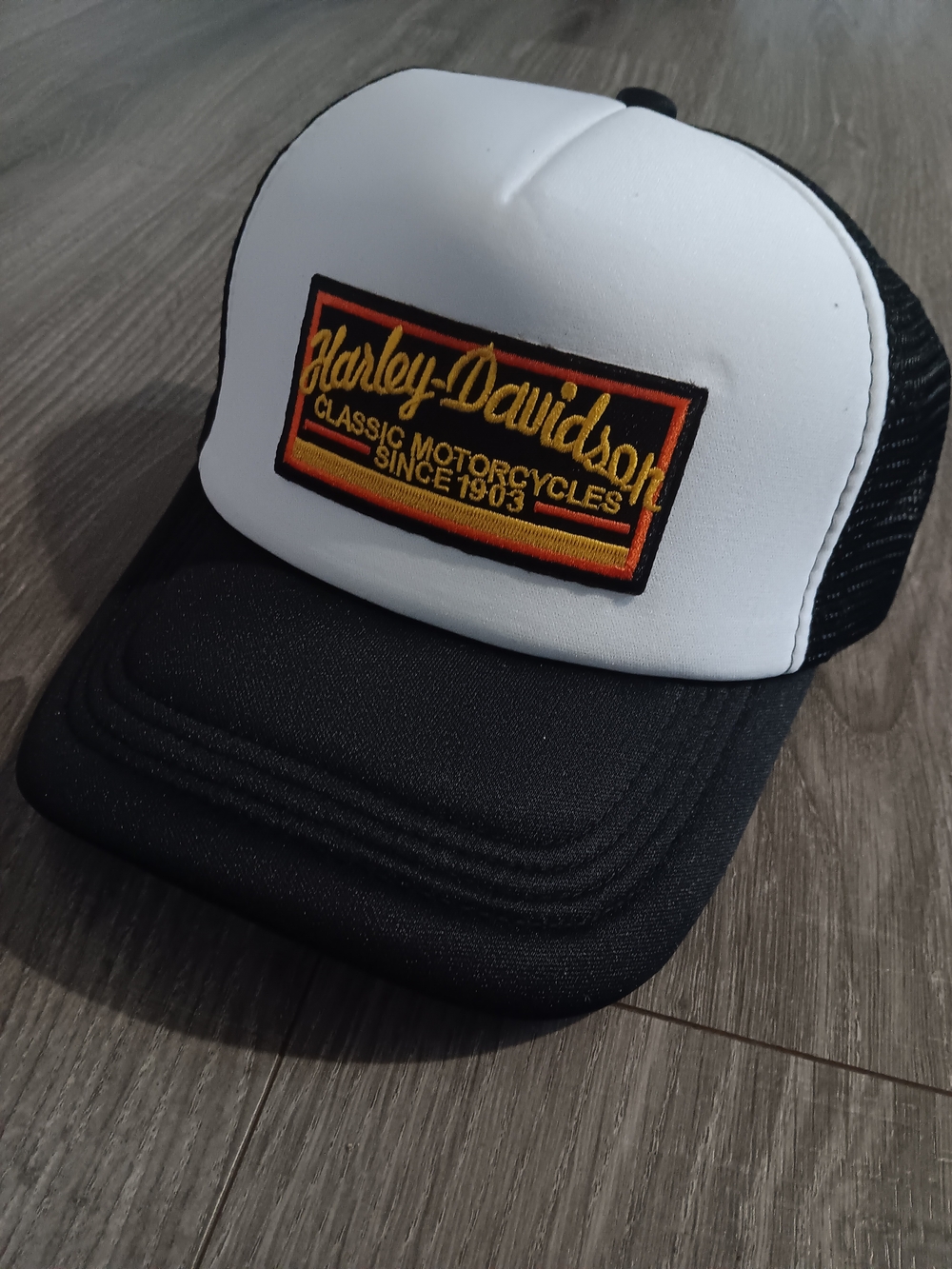 Harley-Davidson White Front Black Mesh Patch Trucker Hat